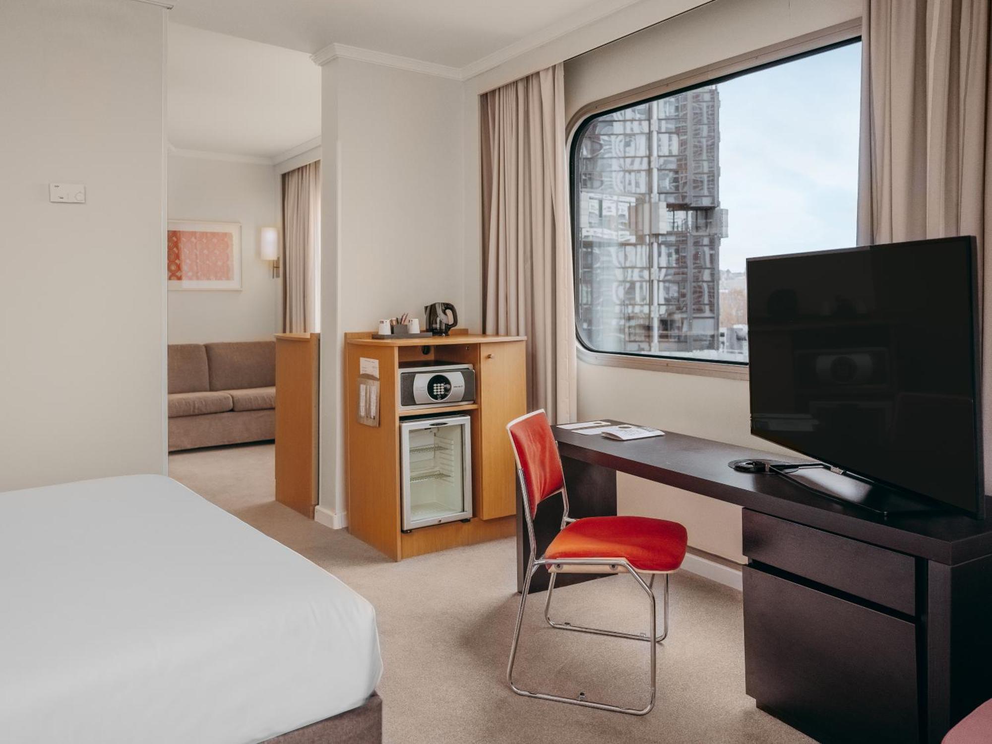 Novotel Paris Centre Tour Eiffel Esterno foto