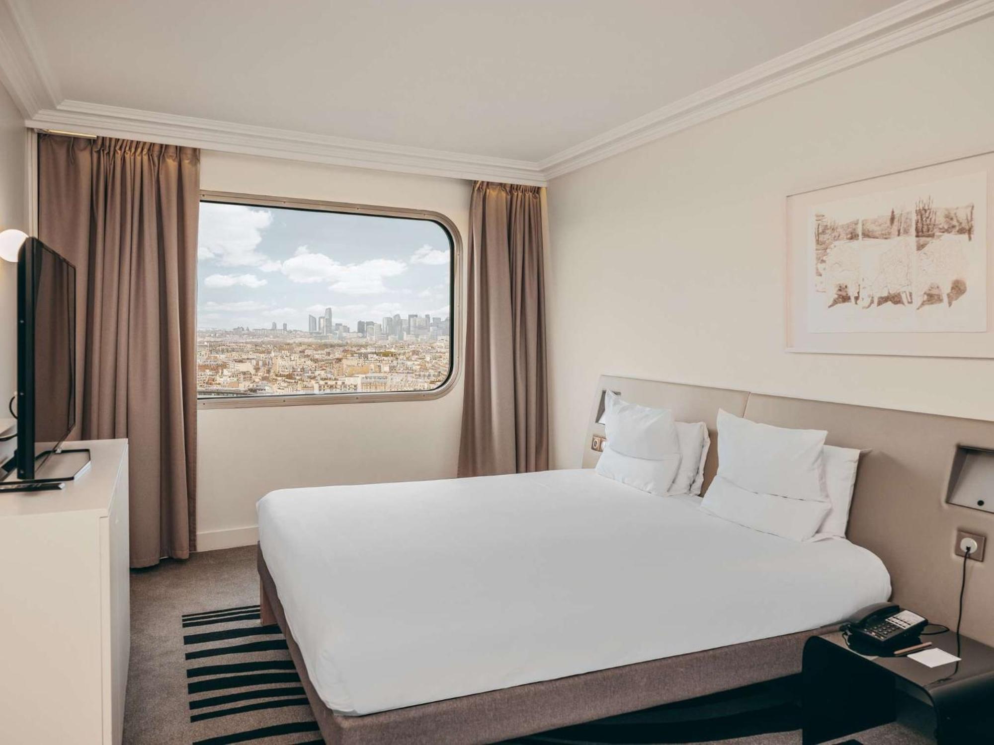 Novotel Paris Centre Tour Eiffel Esterno foto